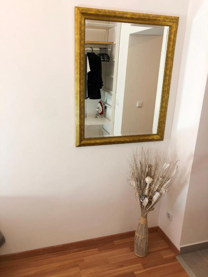 "Be My Guest" Near Metro Station! Apartman Bécs Kültér fotó