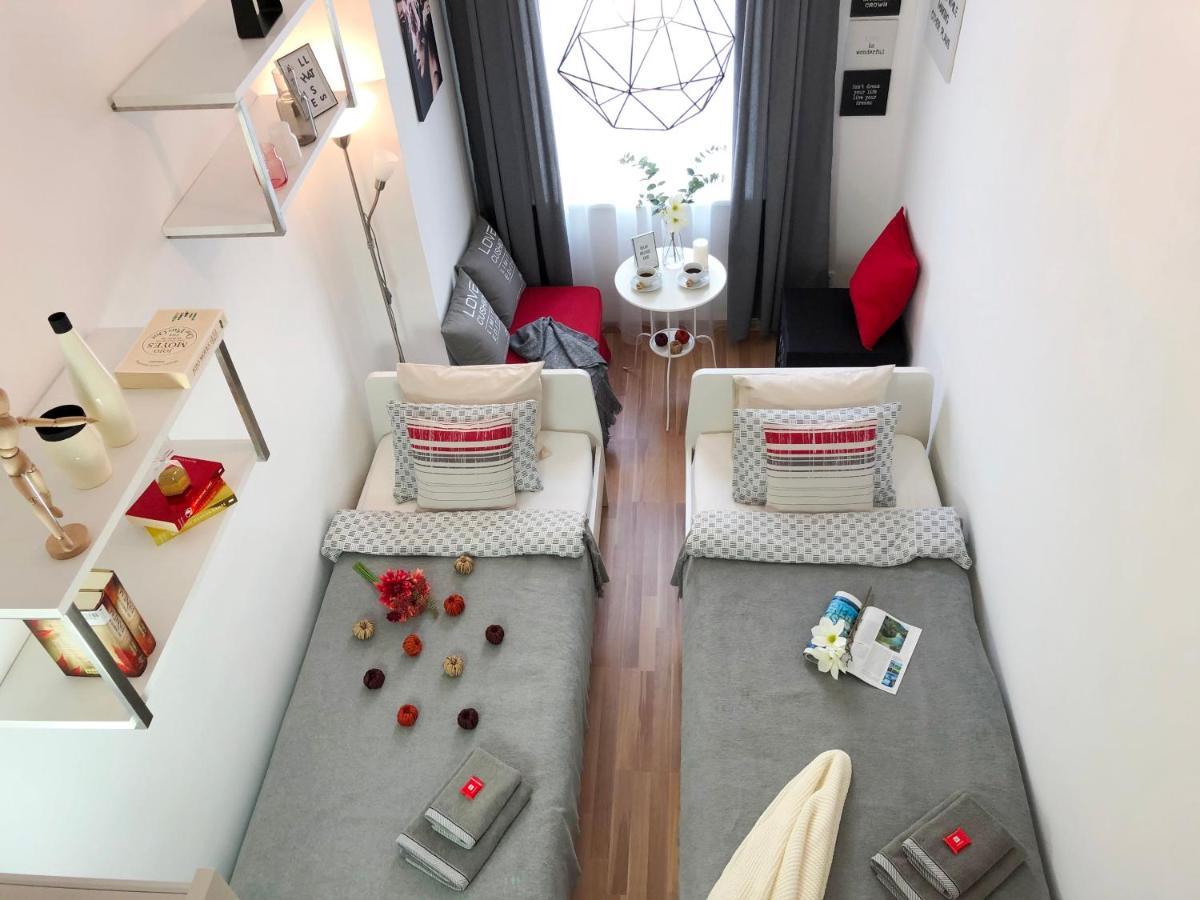 "Be My Guest" Near Metro Station! Apartman Bécs Kültér fotó