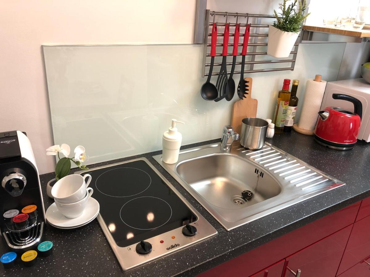 "Be My Guest" Near Metro Station! Apartman Bécs Kültér fotó